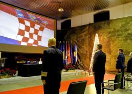 President, defence minister attend Croatian Army cadets’ promotion