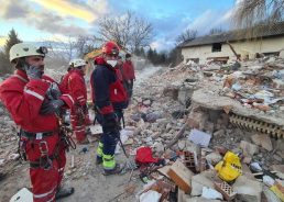 Croatia earthquake: Rescuers find no one under rubble after checking 84 villages