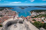 VIDEO: World champion mountain bikers show off stunts and beauties of Hvar 