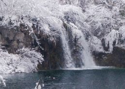 Virtual tour of Croatia’s winter beauties, customs launched