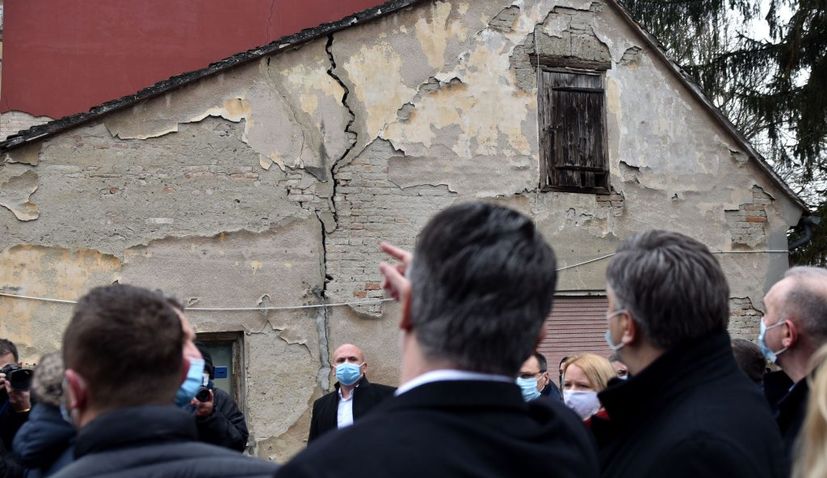 PHOTOS: Croatian President and PM visit Petrinja after earthquake