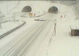 Blizzard conditions shut part of motorway and more across Croatia