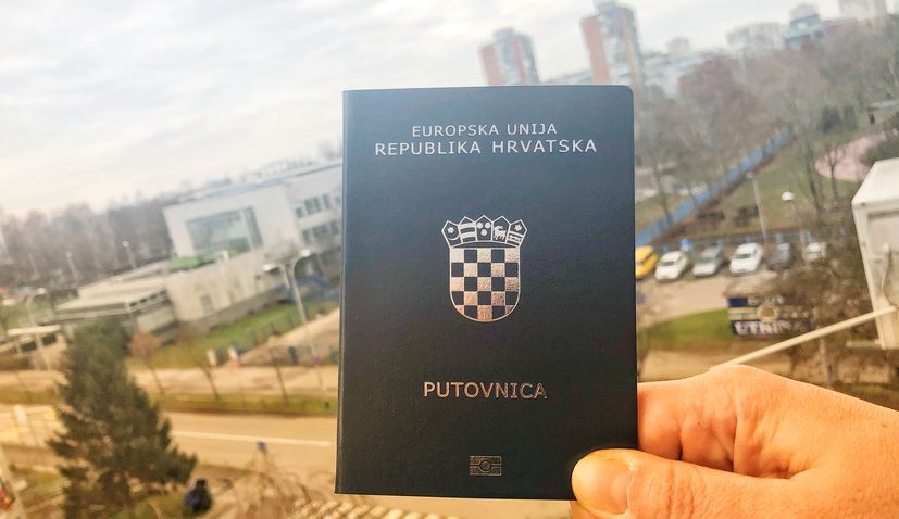 Croatia jumps 2 places in passport power global ranking