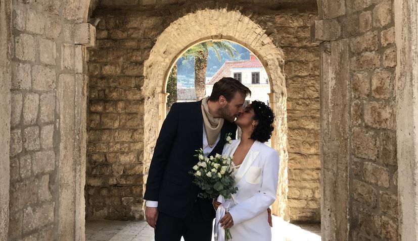 Foreign couple tie the knot in Korčula after falling in love with the island  