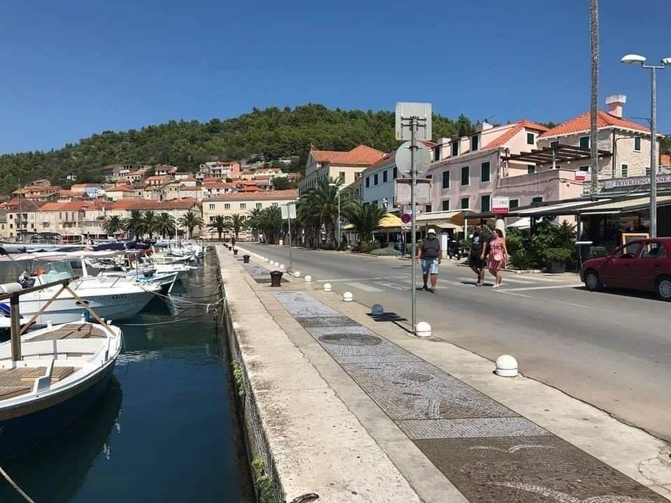 Korčula: World’s longest mosaic promenade project to continue in Vela Luka 