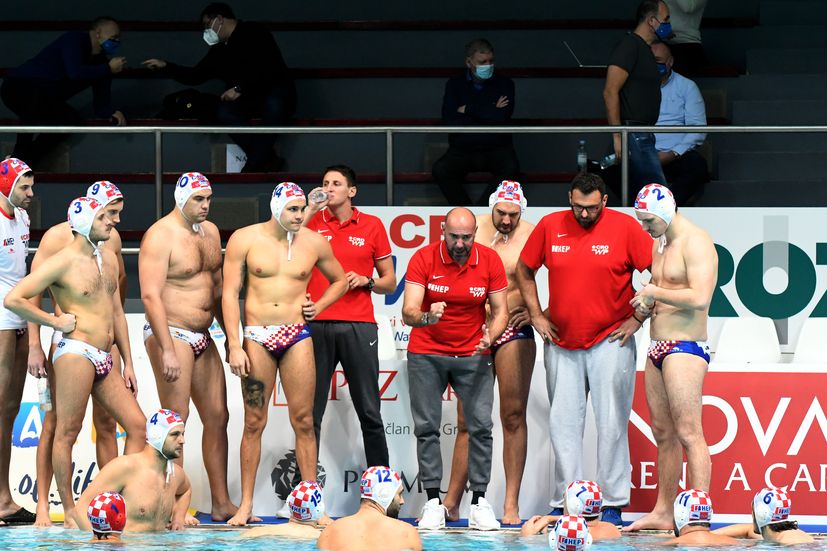 Croatian water polo team has played the first match of two matches against the United States of America