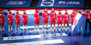Handball: Croatia beats Tunisia to keep Olympic hopes alive