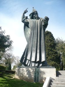 Grgur Ninski statues in Croatia rubbing toe