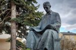 VIDEO: Nikola Tesla monument returns to Croatian town after 30 years