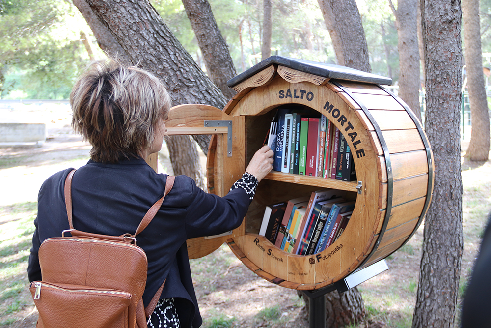 Open air library opens in Sibenik