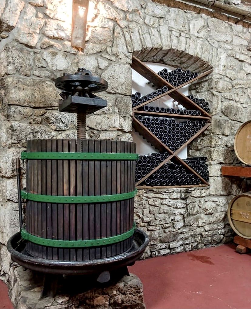 The Pelješac Cellars Festival is the first of five thematic festivals planned by the tourist boards of Ston, Janjina, Trpanj and Orebić