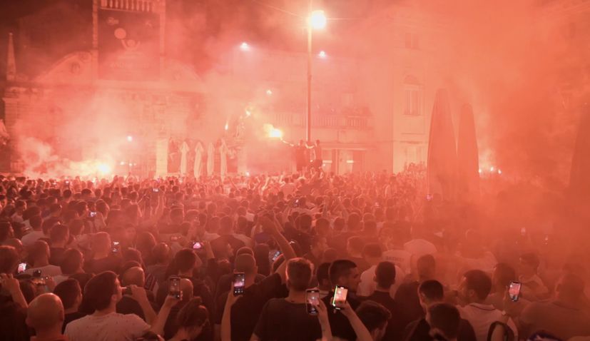 VIDEO: Crazy scenes in Zadar as city celebrates basketball title 