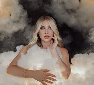 Canadian-Croatian music star Dani Kristina releases her new pop single