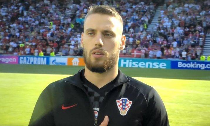 Nikola Vlašić signs for West Ham United
