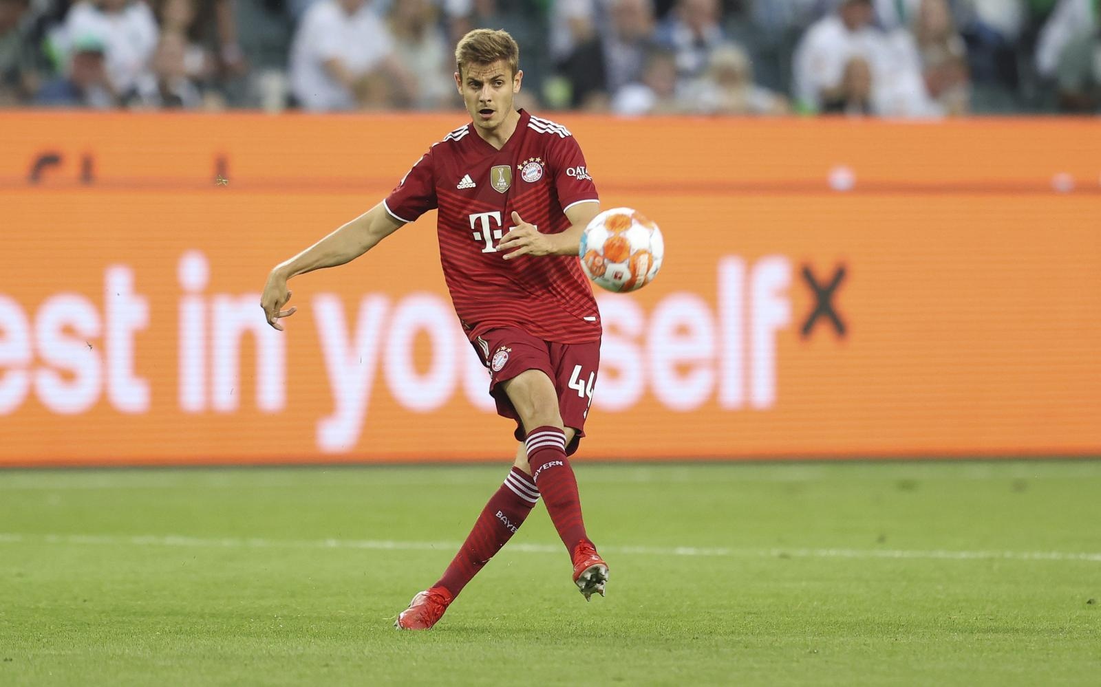 Young Croatian defender Josip Stanišić signs with Bayern Munich until 2025
