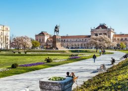 PHOTOS: Connecting Europe Express train stops over in Zagreb