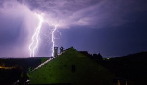 Lightning damages church bell tower on island of Brač, debris damages cars and roofs