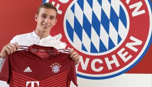 Bayern Munich has confirmed it has signed talented 16-year-old Croatian Lovro Zvonarek