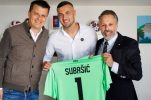 Former Croatia keeper Danijel Subašić signs for Hajduk Split 