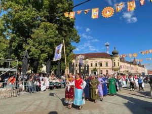 Traditional ceremonial parade ends 56th Vinkovci Autumn Festival