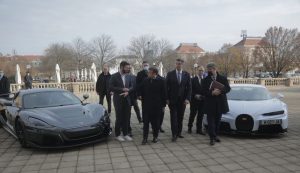 Mate Rimac introduces France’s president to the Nevera