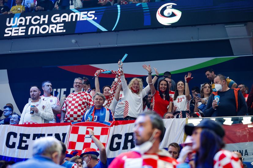 Рукометно Европско првенство 2022.: Најбоља Хрватска победила Србију у мечу који се мора победити