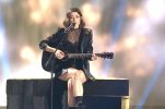 VIDEO: Mia Dimšić reveals Croatian version of Eurovision 2022 song entry