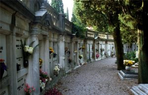 Cemeteries have growing tourist and cultural significance, conference hears