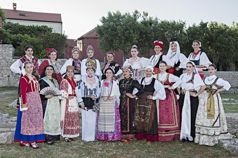 Most beautiful Croatian in folk costume abroad to be selected - the candidates 