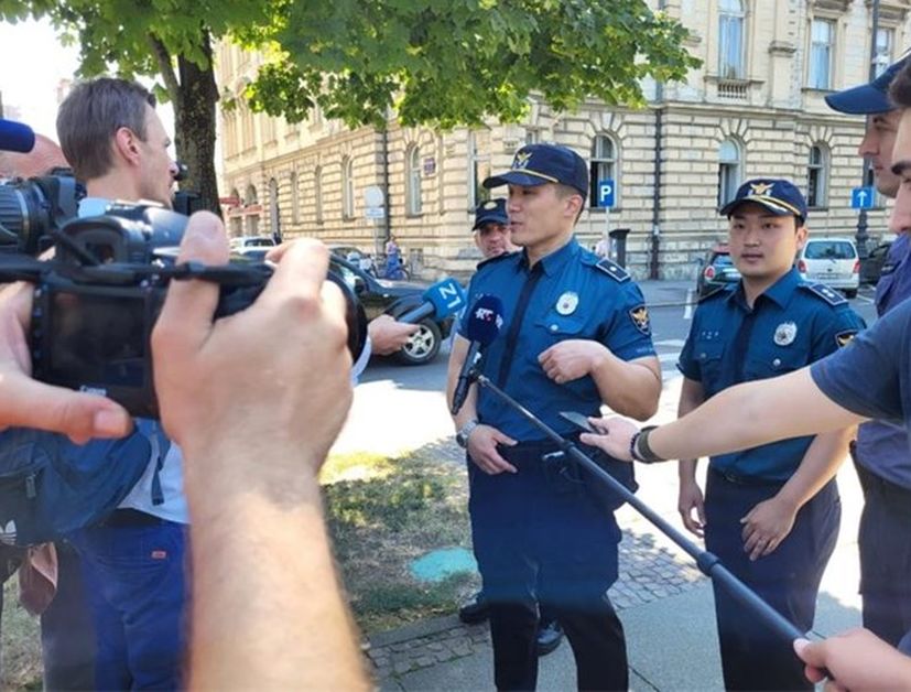 Korean police officers helping Croatian colleagues in tourist centers 