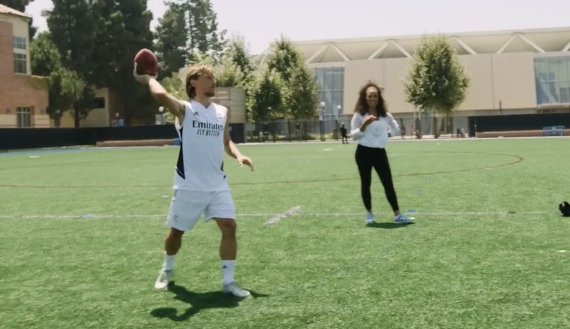 VIDEO: Luka Modrić shows off his American football skills with Dallas Cowboys stars 