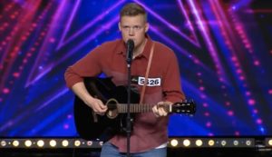 VIDEO: American surprises 'Supertalent' judges with rendition of Croatian songs