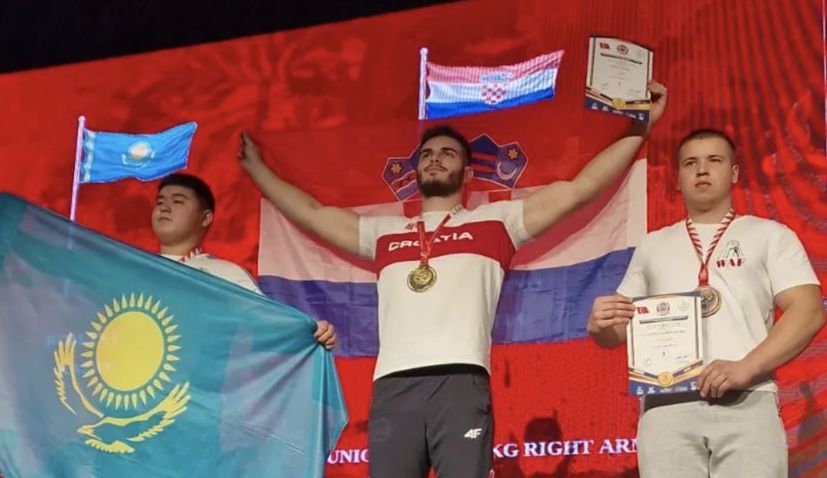 Croatian teen becomes world armwrestling champion again
