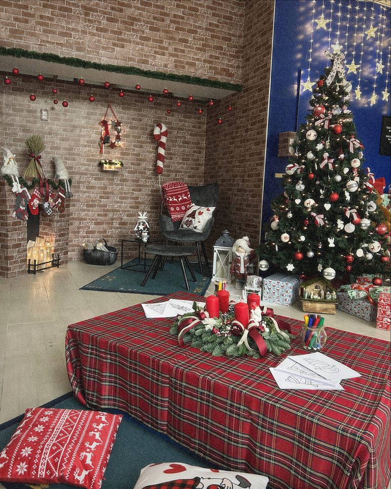 Christmas Corner opens in Zagreb Airport terminal