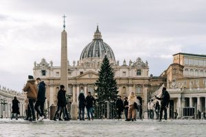 Croatian company illuminates Christmas nativity scene in the Vatican