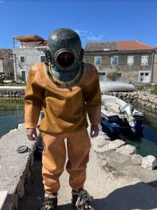 Visiting the Croatian island of Krapanj and its unique sponge divers