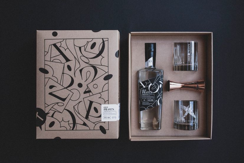 Most famous Croatian gin releases new limited edition: Old Pilot's presents the "Art Edition" in collaboration with the artist Appear Offline