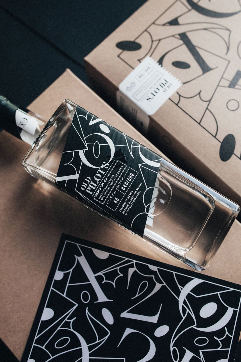 Most famous Croatian gin releases new limited edition: Old Pilot's presents the "Art Edition" in collaboration with the artist Appear Offline