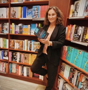 Meet Mary Čolak: Croatian-Canadian author of hit books about success