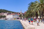 Fines for wearing bikini or going shirtless on streets in Split