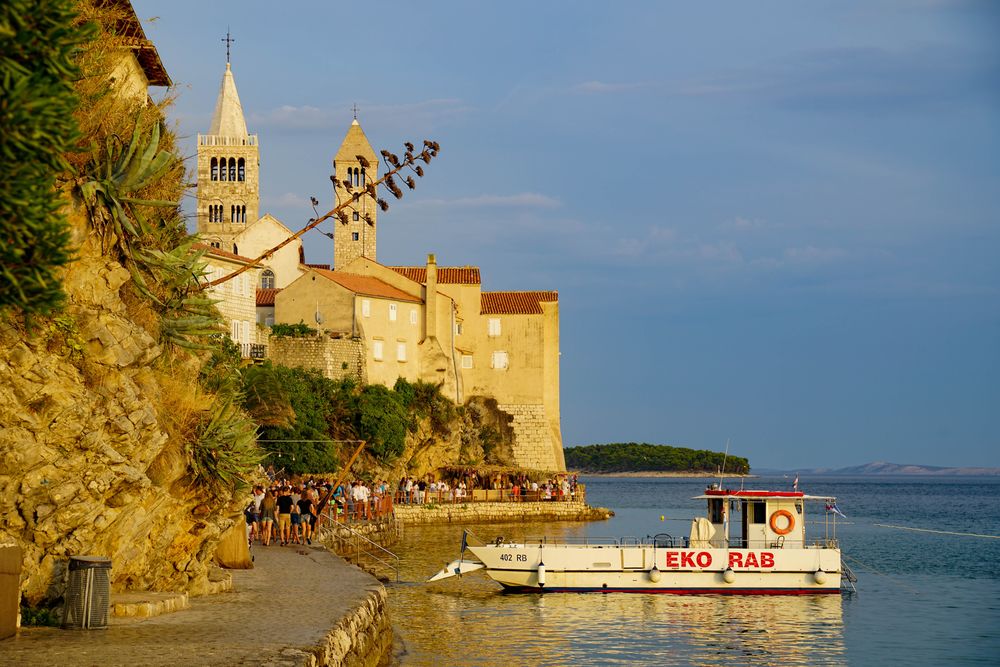 Breaking records: Croatia earns €13.1 billion from foreign tourists in 2022