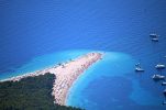 Why the sea in Croatia is so blue and clear 