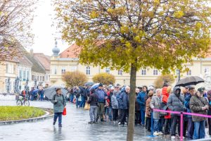 Good Friday free fish stew tradition in Osijek, Croatia continues 