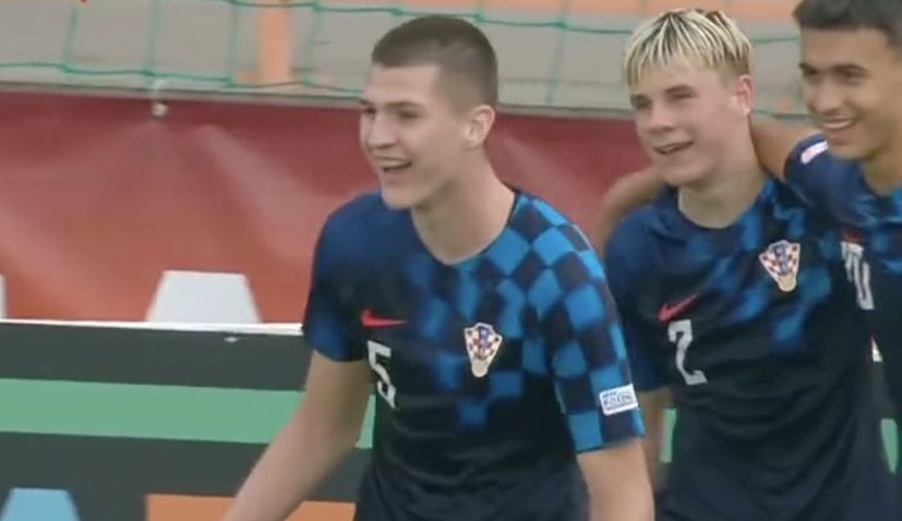 Bayern Munich sign talented 16-year-old Croatian defender