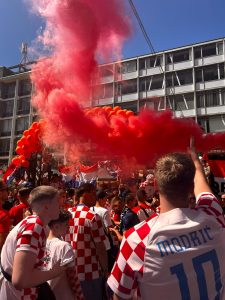Croatian fans to give Croatia big boost in final against Spain