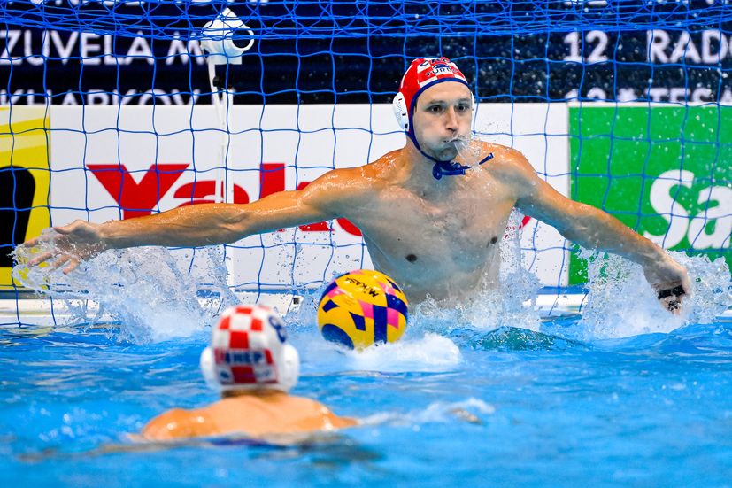 Croatia knocked out of World Water Polo Championships after late drama