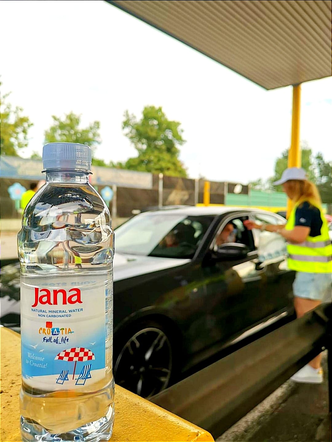 Croatia welcomes tourists with QR-coded bottled natural mineral water 