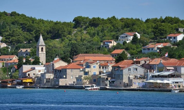 7 Croatian islands which are car-free
