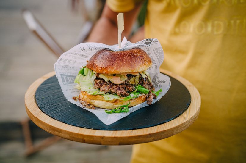 Pizza-burger hybrid, wagyu & coffee burger and more - we check out the Zagreb Burger Festival 