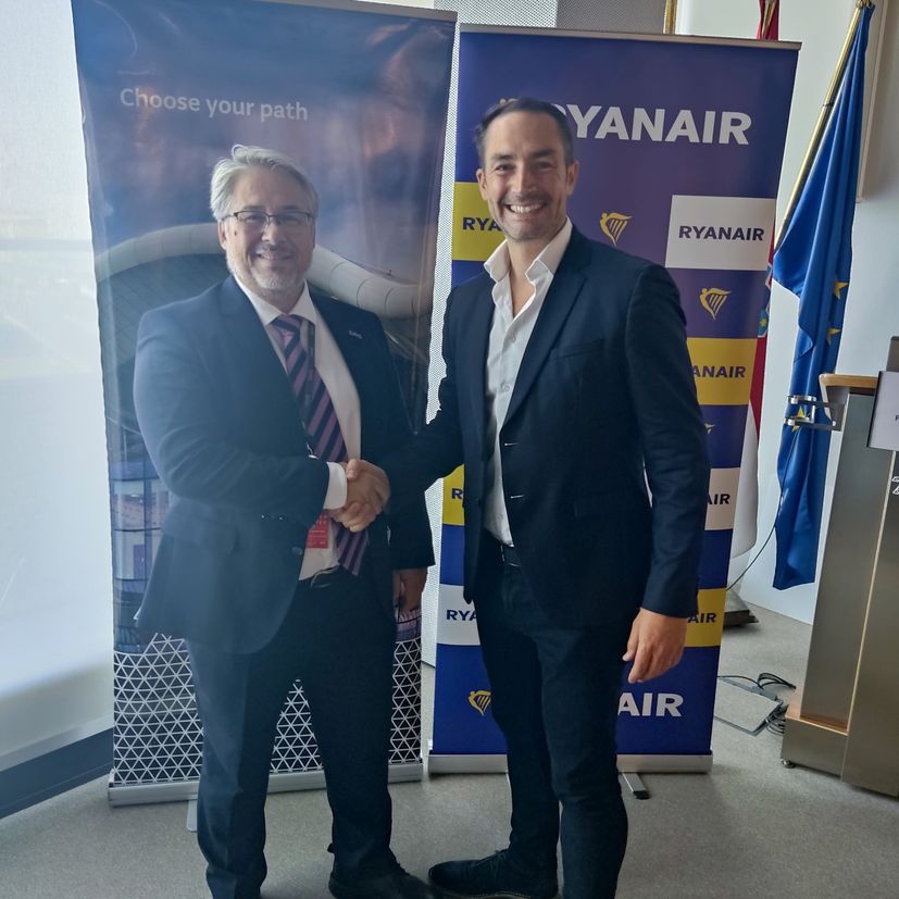 RYANAIR LAUNCHES BIGGEST WINTER 23/24 SCHEDULE AT ZAGREB AIRPORT 
19 ROUTES (1 NEW), LOW FARES & 22% GROWTH FOR ZAGREB
